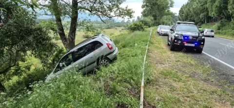 Վանաձոր-Դիլիջան ավտոճանապարհին 57-ամյա վարորդը Opel Zafira-ով դուրս է եկել ճանապարհի երթևեկելի գոտուց և մասամբ հայտնվել ձորակում
