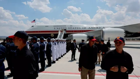 TRT Haber: Trump's plane landed in Ankara