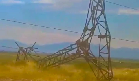Արմավիրի մարզում ուժեղ քամու հետևանքով հենասյուներ են վնասվել․ հոսանքազրկված համայնքներ կան
