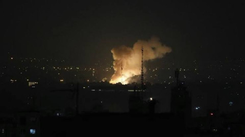US strikes injure several people in Iran