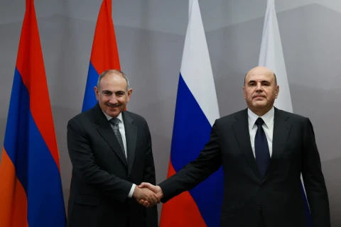 Newspaper: Russia not compromising, has only one demand from Armenia