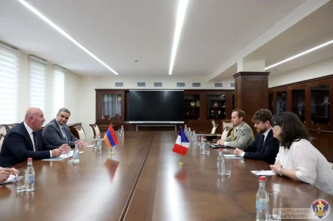 Ֆրանսիայի փոխգնդապետին Պապիկյանի հրամանով շնորհվել է «Ռազմական համագործակցության համար» մեդալ