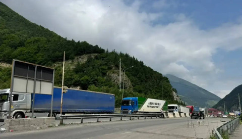 Ռուսաստանը հայտարարել է, որ Վրաստանը դանդաղեցնում է բեռնատար տրանսպորտի թողունակությունը «Վերին Լարս» անցակետով
