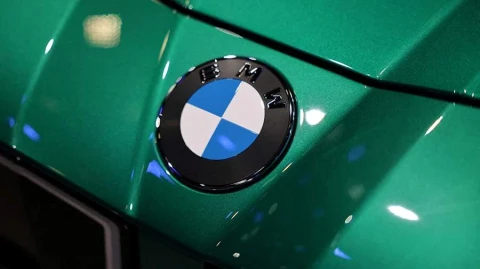 Reuters: More than 29,000 BMWs being recalled in US over fire risk