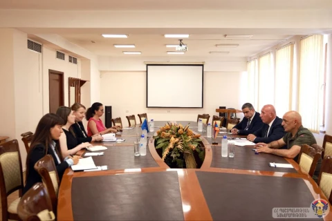 Deputy Defense Minister Meets with the Head of the EU Civilian Mission in Armenia