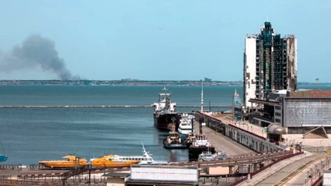 A vessel carrying Azerbaijanis on board was attacked off the coast of Odesa