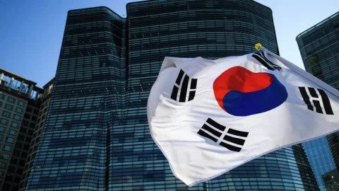 South Korean president sold his apartment and admitted that he now has no home