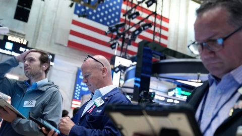 Фондовые индексы США выросли на статданных и корпоративной отчетности