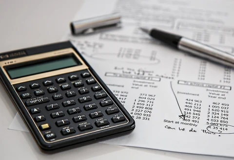 How did the volume of accumulated foreign direct investment in Armenia change through 2024?