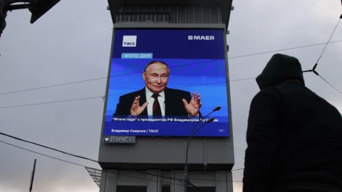 Бензиновый кризис уронил рейтинг Путина до нового минимума с начала войны