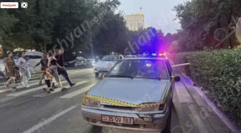 В Ереване автомобиль совершил наезд на пешехода: Последний госпитализирован