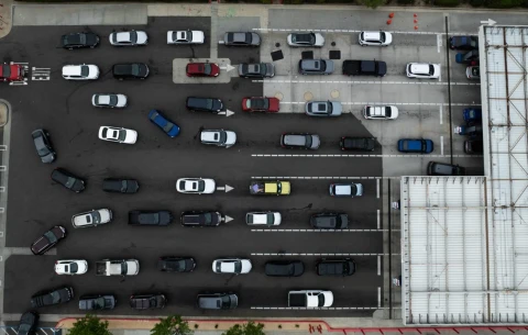 In the US, gasoline has risen again to $4 per gallon