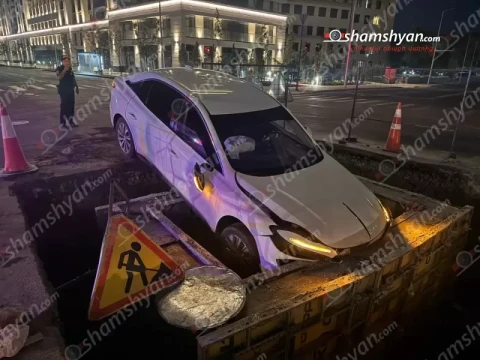 «Hongqi» մակնիշի ավտոմեքենան Պարոնյան-Ձորափնյա խաչմերուկում հայտնվել է  շինարարական փոսում