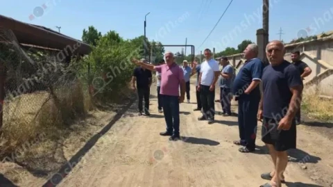 Արտակարգ իրավիճակ՝ Կոտայքի մարզում․ հսկայական կոյուղատարից կեղտաջրերը լցվում են մարդկանց այգիներ. կա համաճարակի վտանգ