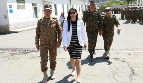 Անահիտ Մանասյանն այցելել է ՊՆ հատուկ բանակային կորպուսի ենթակա զորամաս