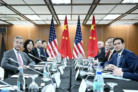 The heads of the U.S. and Chinese foreign ministries held a meeting
