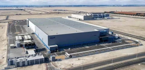 Иран заявил об ударе по дата-центру Amazon в Бахрейне