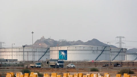 Хуситы нанесли удары по Aramco: Два аэропорта в Саудовской Аравии приостановили работу