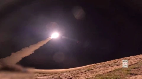 На американской базе в Бахрейне прогремели взрывы, хуситы и Саудовская Аравия также обменялись ударами