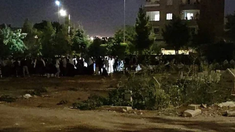 Cumhuriyet: ruling party member and his son shot dead at a cemetery in Turkey