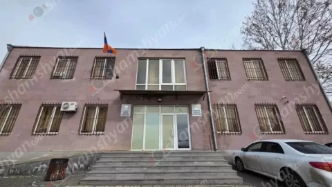 В Армении 46-летний мужчина задержан по подозрению в совершении насильственных действий сексуального характера в отношении 30-летней женщины
