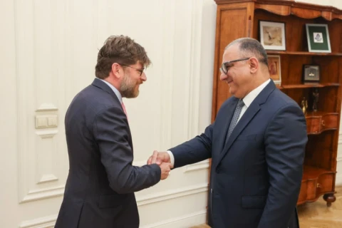 Armenia Deputy PM Tigran Khachatryan has farewell meeting with outgoing French ambassador