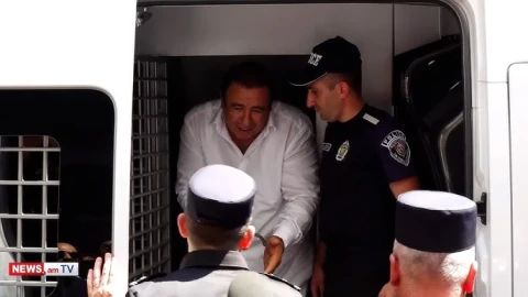 Opposition Prosperous Armenia Party’s detained leader Gagik Tsarukyan transferred to main department for investigation of economic crimes, smuggling