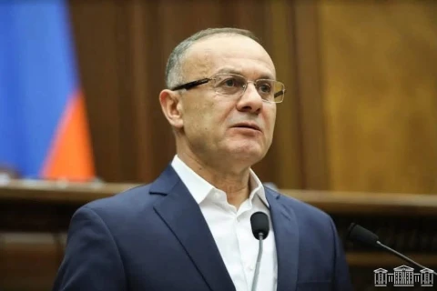 Сейран Оганян: Я продолжу быть рядом с фракцией «Армения», в составе блока — со своим опытом и знаниями