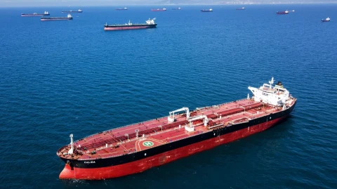 Импорт сырой нефти в Индию из России достиг рекордных показателей