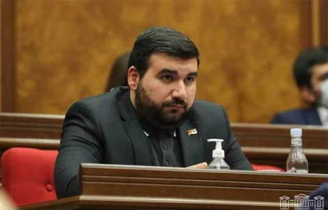 Парламент Армении обсуждает вопрос избрания второго вице-спикера от правящей партии