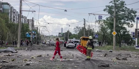 Россия ударила авиабомбами по Сумам. Три человека погибли