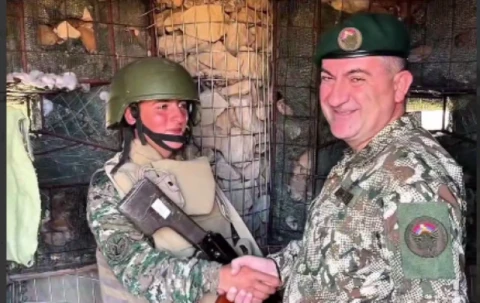 Участник учебных сборов рассказал о проблемах на одной из позиций в Сюнике - начальник ГШ поехал проверять