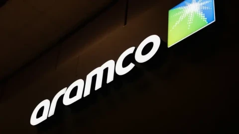 На нефтеперерабатывающем заводе Aramco в Саудовской Аравии произошел пожар