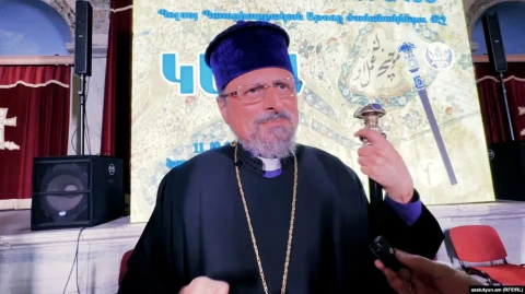 Armenian patriarchate of Turkey supports Catholicos of All Armenians