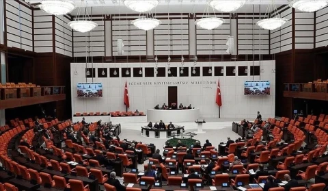 Парламент Турции начал обсуждение законопроекта об амнистии боевиков РПК