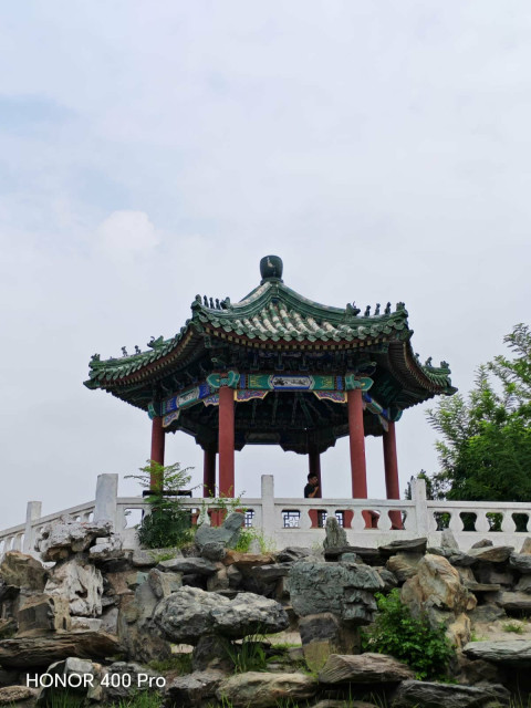 Sun Park in center of Beijing (PHOTOS)