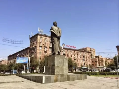 ՌԴ քաղաքացին «Գարեգին Նժդեհ» կայարանի գետնանցման վերնամասից մոտ 10 մ բարձրությունից ընկել է եւ մահացել