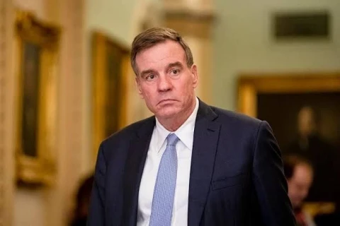 Американский сенатор призвал Трампа прекратить «катастрофическую и смертоносную» войну с Ираном