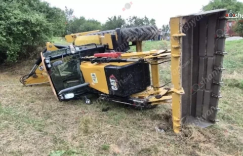 Բազումում 36-ամյա վարորդը «JCB» տրակտորով կողաշրջվել է