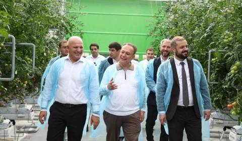 Папоян принял участие в официальном открытии ультрасовременного тепличного комплекса по выращиванию помидоров