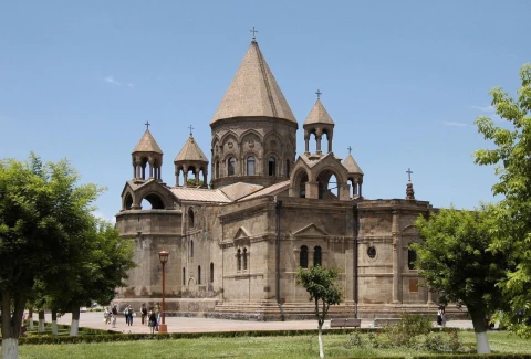 Holy Etchmiadzin: Charge against Catholicos of All Armenians, 6 bishops is illegal interference in Church’s internal life
