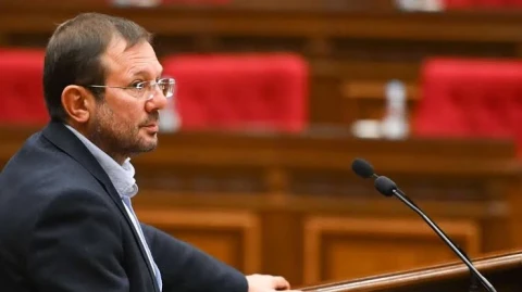 Оппозиционный депутат: Для Москвы больше нет разницы между народом Армении и Пашиняном