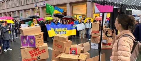 Բեռլինում անցկացվել են «Ռուսական տան» փակման կողմնակիցների և հակառակորդների հանրահավաքները