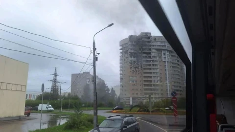 В Перми беспилотник врезался в многоэтажный жилой дом: Погиб один человек