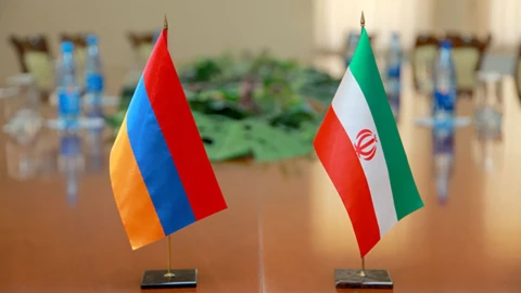 Iran unexpectedly sets new tough conditions for Armenia PM on building Trump Route, while maintaining goodwill in public sphere