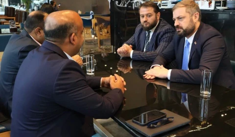 Գևորգ Պապոյանը Դուբայում հանդիպել է «Bluemart» առևտրային խոշորագույն ցանցի ղեկավարության հետ
