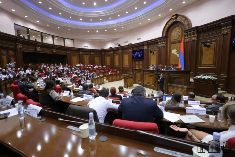 Продолжается работа первой четырехдневки новоизбранного парламента Армении