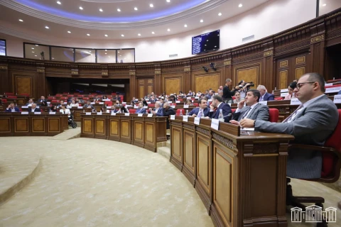 Շարունակվում է Հայաստանի նորընտիր խորհրդարանի առաջին քառօրյայի աշխատանքը