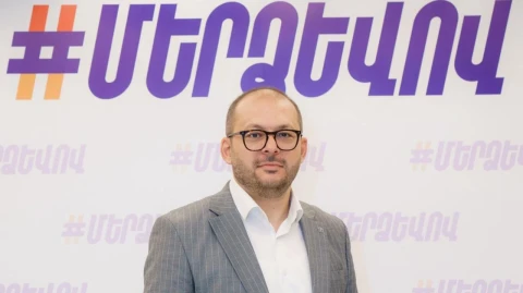 В Ереване проходит тайное голосование по избранию председателя одной из постоянных парламентских комиссий