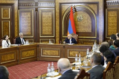 Վարչապետի գլխավորությամբ քննարկվել է 2027 թ. պետբյուջեի նախագիծը